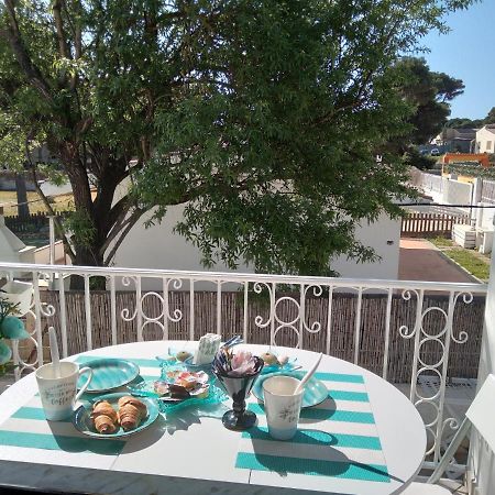 Casa Vacanze Oasis Home Portopino Porto Pino Exterior foto